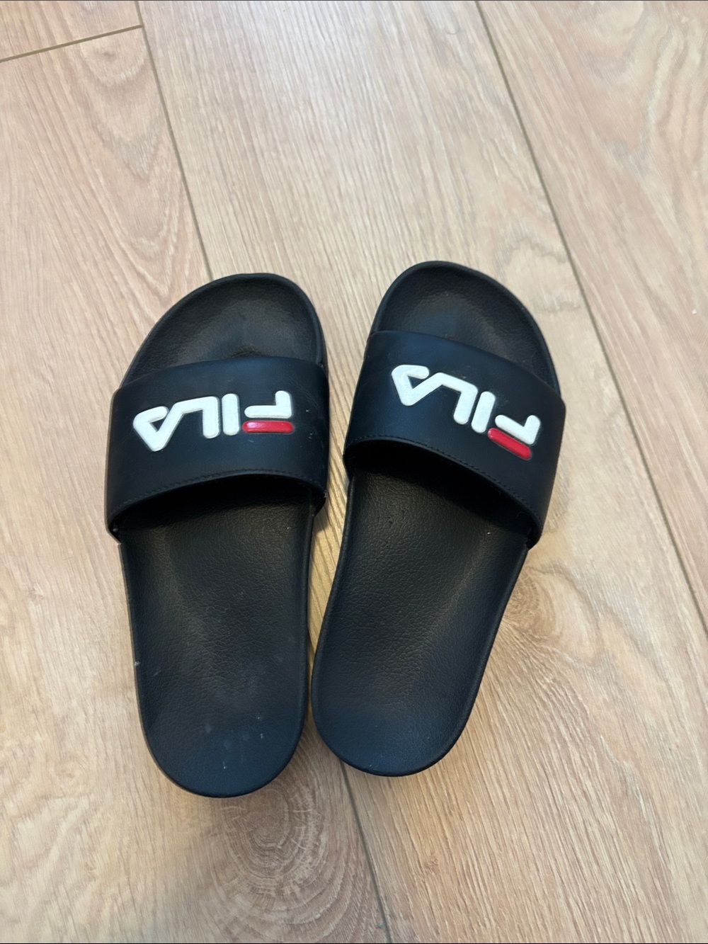 Slides FILA